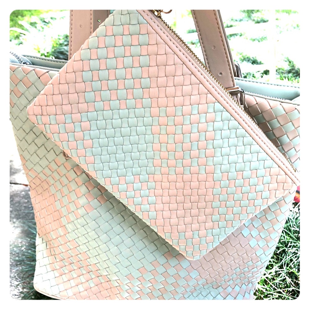 Charming Charlie’s Tote Style Handbag